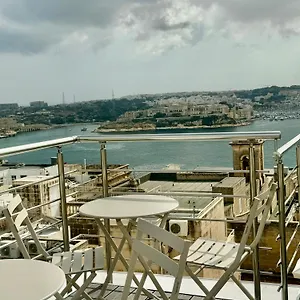 4* Hotel apartamentowy Paulos